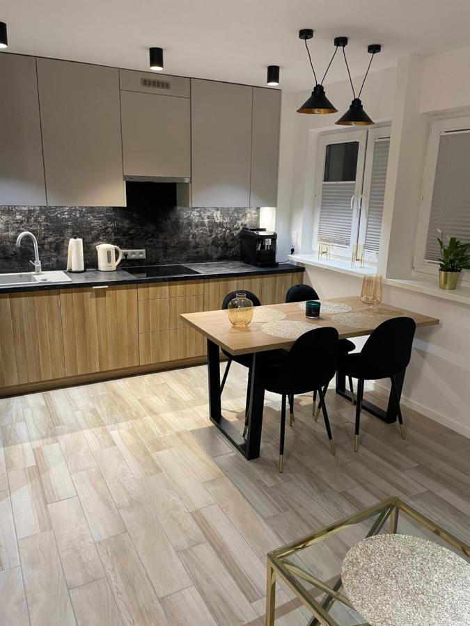Brzostek Apartment Varşovia Exterior foto